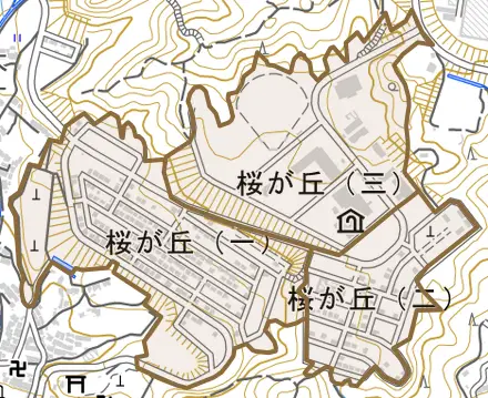 桜が丘とその周辺の地図。町の範囲を重ねている