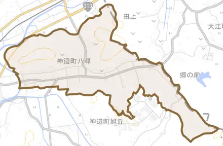神辺町大字八尋とその周辺の地図。町の範囲を重ねている