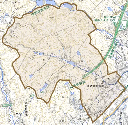 津之郷町大字加屋とその周辺の地図。町の範囲を重ねている