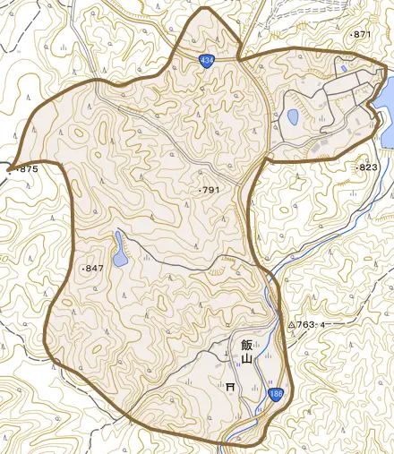 飯山とその周辺の地図。町の範囲を重ねている