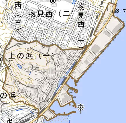 上の浜とその周辺の地図。町の範囲を重ねている