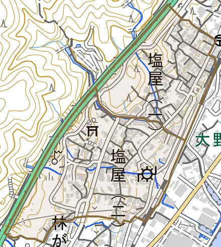 塩屋とその周辺の地図。町の範囲を重ねている