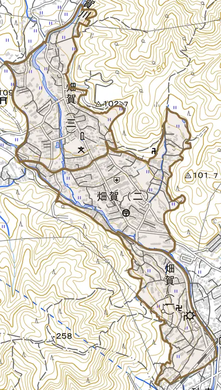 畑賀とその周辺の地図。町の範囲を重ねている