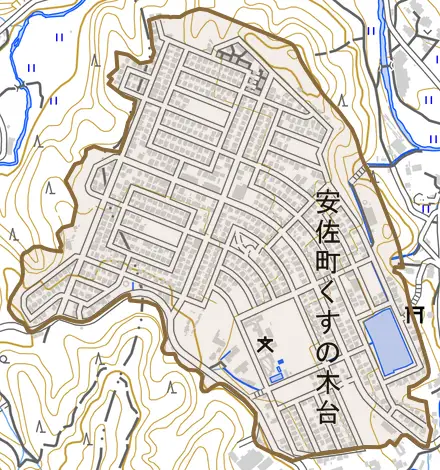 安佐町大字くすの木台とその周辺の地図。町の範囲を重ねている