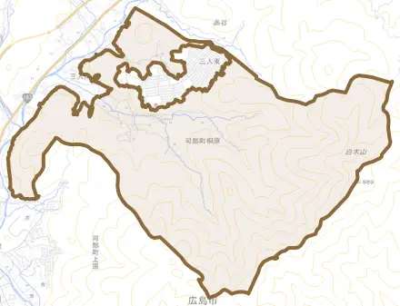 可部町大字桐原とその周辺の地図。町の範囲を重ねている