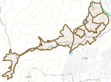 伴西とその周辺の地図。町の範囲を重ねている