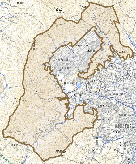 山本町とその周辺の地図。町の範囲を重ねている