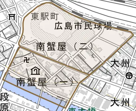 南蟹屋とその周辺の地図。町の範囲を重ねている