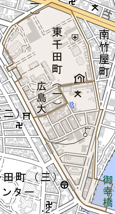 東千田町とその周辺の地図。町の範囲を重ねている