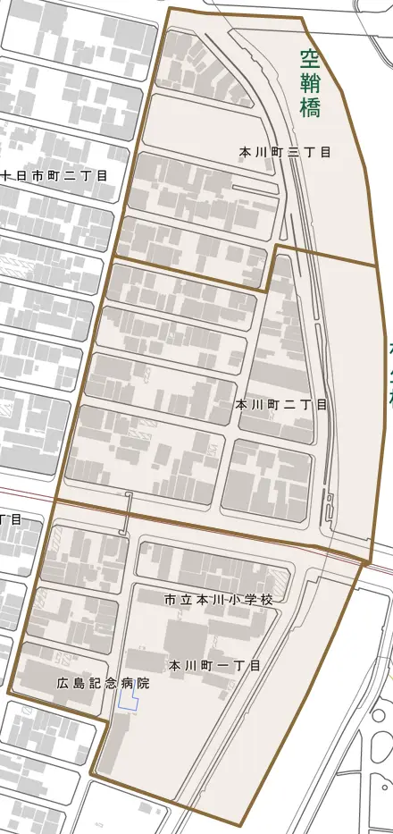 本川町とその周辺の地図。町の範囲を重ねている