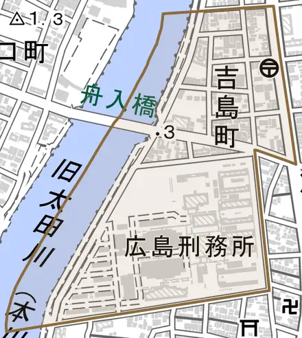 吉島町とその周辺の地図。町の範囲を重ねている
