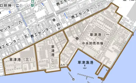 草津港とその周辺の地図。町の範囲を重ねている