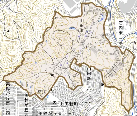 山田町とその周辺の地図。町の範囲を重ねている