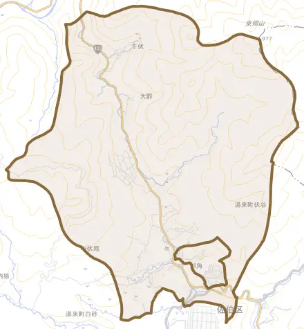 湯来町大字伏谷とその周辺の地図。町の範囲を重ねている