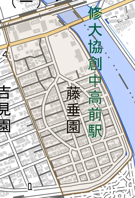 藤垂園とその周辺の地図。町の範囲を重ねている