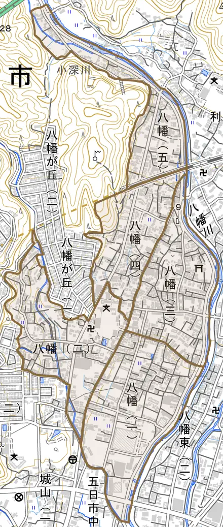 八幡とその周辺の地図。町の範囲を重ねている