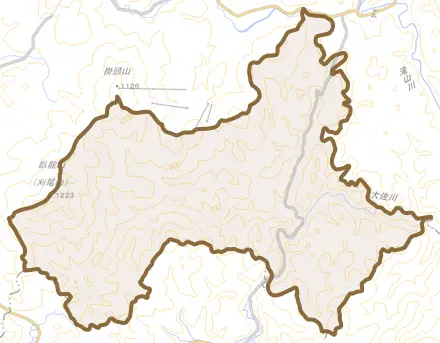 橋山とその周辺の地図。町の範囲を重ねている
