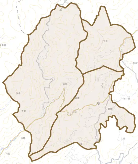 戸谷とその周辺の地図。町の範囲を重ねている