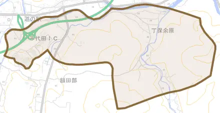 丁保余原とその周辺の地図。町の範囲を重ねている