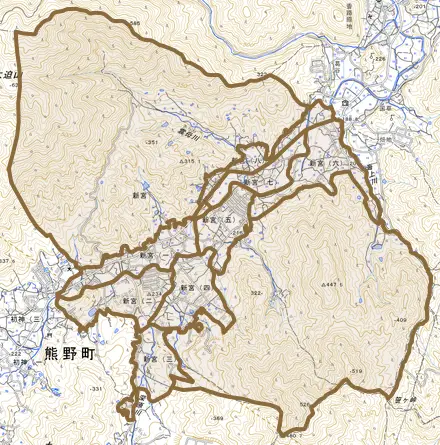 新宮とその周辺の地図。町の範囲を重ねている