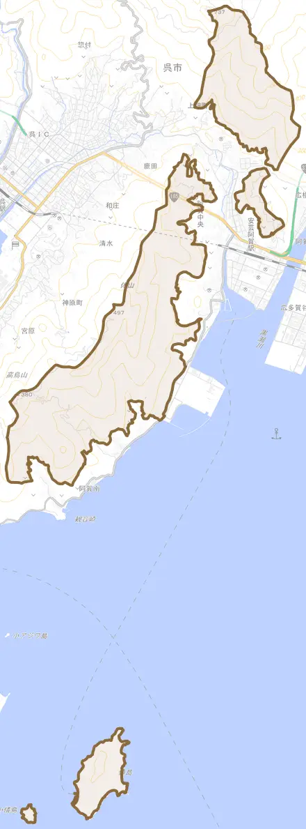阿賀町とその周辺の地図。町の範囲を重ねている