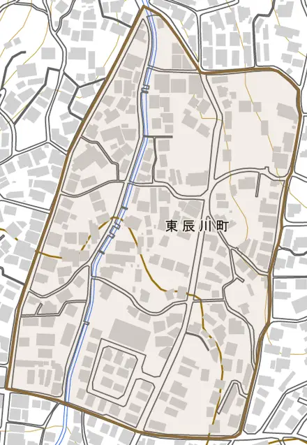 東辰川町とその周辺の地図。町の範囲を重ねている