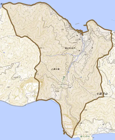 蒲刈町田戸とその周辺の地図。町の範囲を重ねている