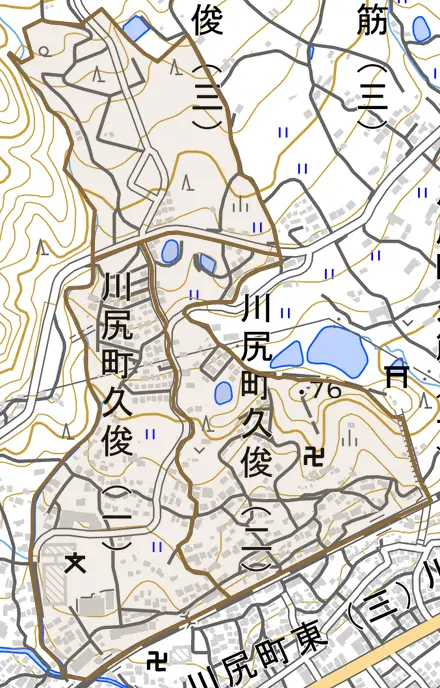 川尻町久俊とその周辺の地図。町の範囲を重ねている