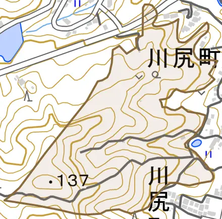 川尻町沖田とその周辺の地図。町の範囲を重ねている