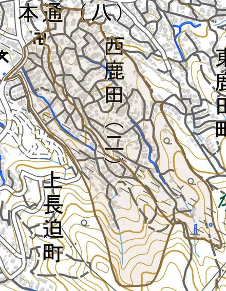 西鹿田とその周辺の地図。町の範囲を重ねている