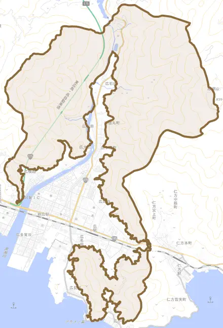 広町とその周辺の地図。町の範囲を重ねている