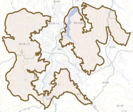 焼山町とその周辺の地図。町の範囲を重ねている