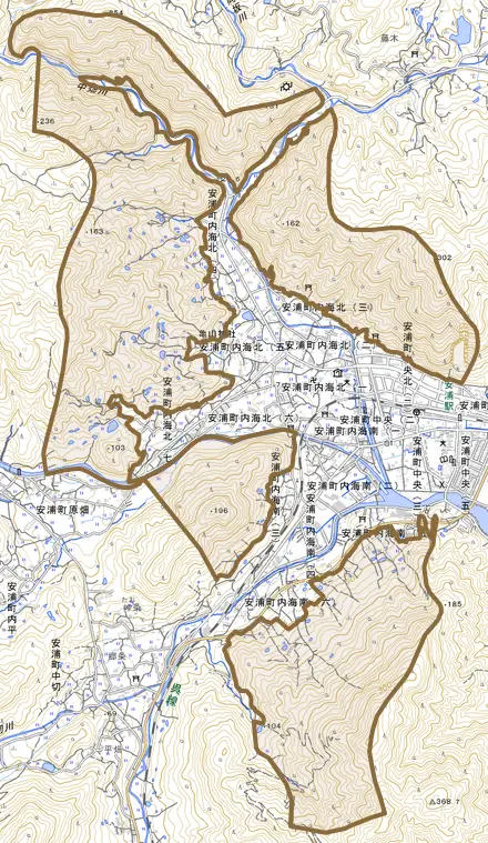 安浦町大字内海とその周辺の地図。町の範囲を重ねている