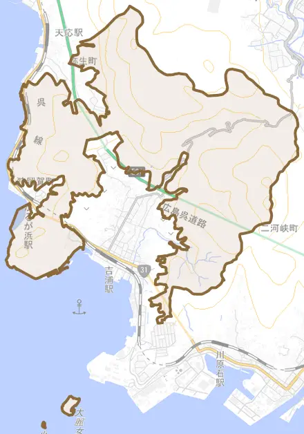吉浦町とその周辺の地図。町の範囲を重ねている