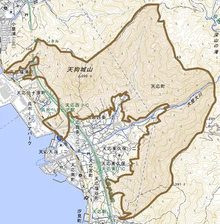 天応町とその周辺の地図。町の範囲を重ねている