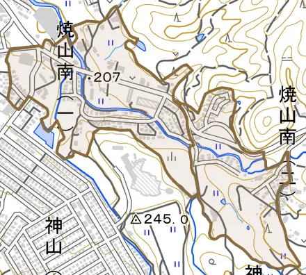 焼山南とその周辺の地図。町の範囲を重ねている