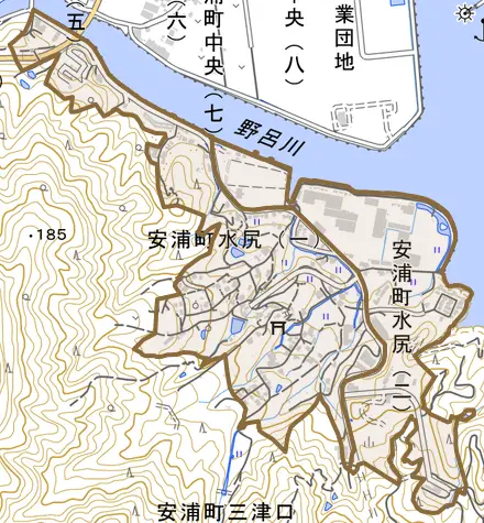安浦町水尻とその周辺の地図。町の範囲を重ねている