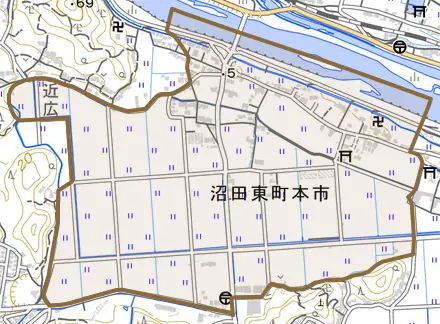 沼田東町本市とその周辺の地図。町の範囲を重ねている