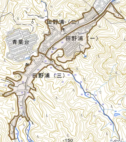 田野浦とその周辺の地図。町の範囲を重ねている
