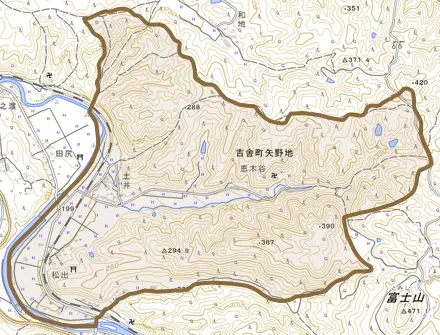 吉舎町矢野地とその周辺の地図。町の範囲を重ねている