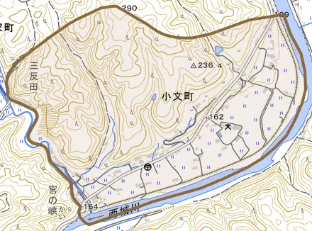 小文町とその周辺の地図。町の範囲を重ねている