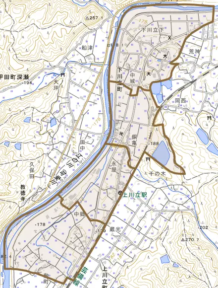 下川立町とその周辺の地図。町の範囲を重ねている