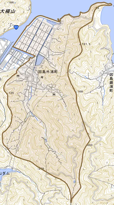 因島外浦町とその周辺の地図。町の範囲を重ねている
