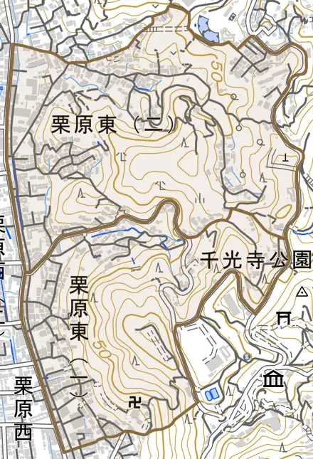 栗原東とその周辺の地図。町の範囲を重ねている