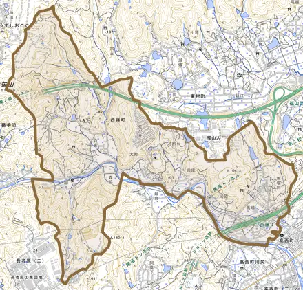 西藤町とその周辺の地図。町の範囲を重ねている