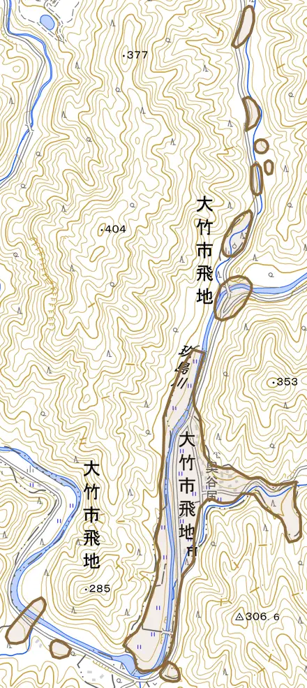 栗谷町奥谷尻とその周辺の地図。町の範囲を重ねている