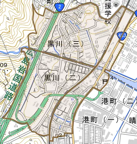 黒川とその周辺の地図。町の範囲を重ねている