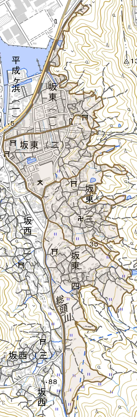 坂東とその周辺の地図。町の範囲を重ねている