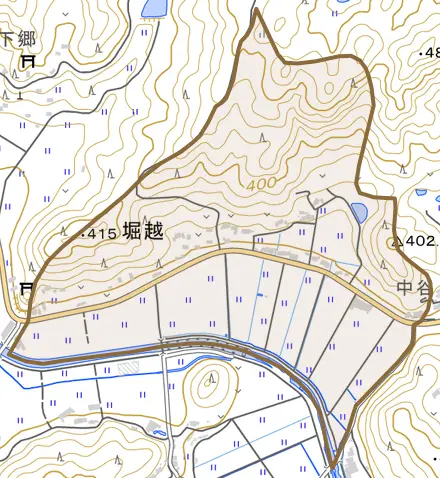 大字堀越とその周辺の地図。町の範囲を重ねている
