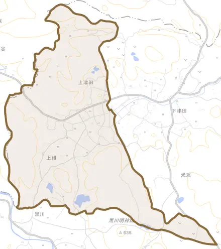 大字上津田とその周辺の地図。町の範囲を重ねている